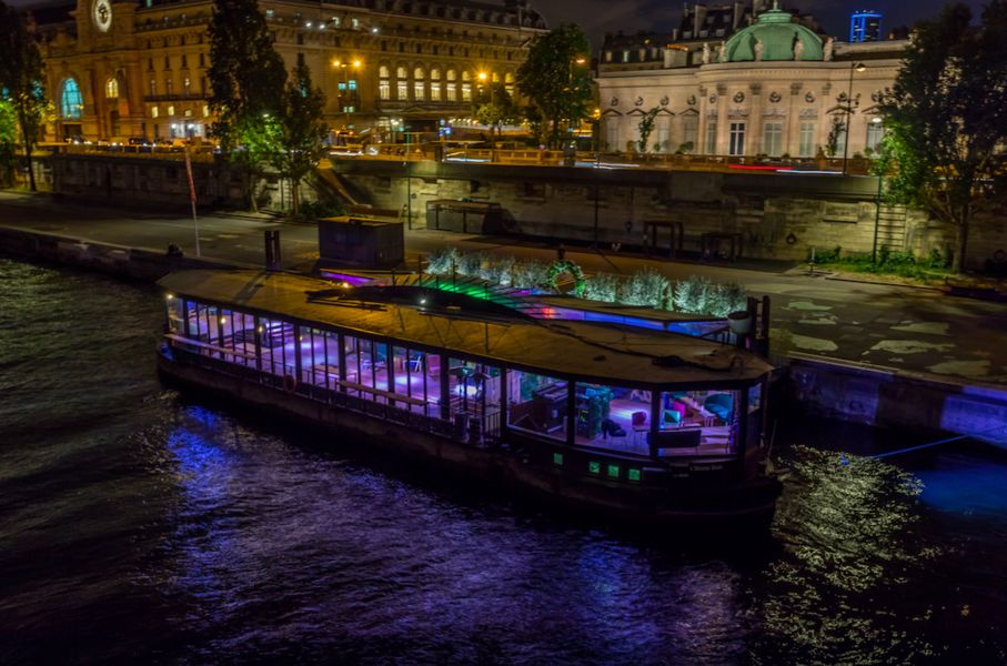 Barge Paris 7