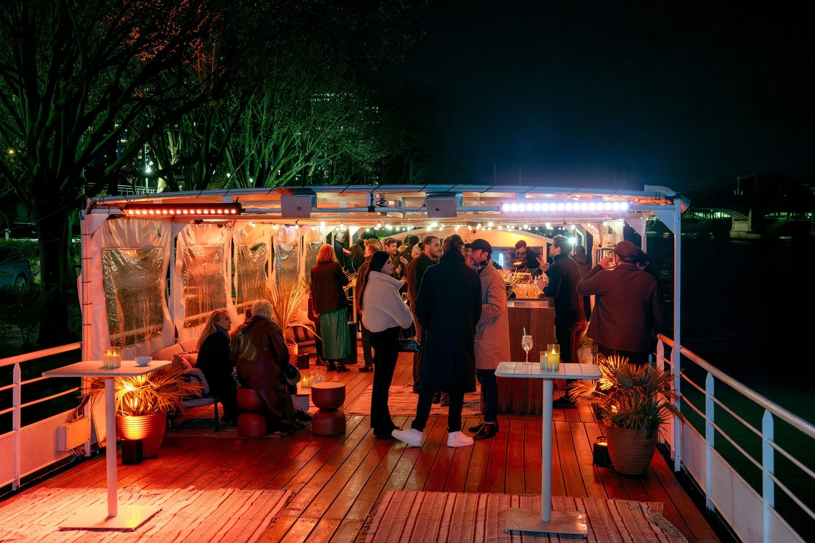 Anniversaire Sandrine Quétier · Bateau Paris 5