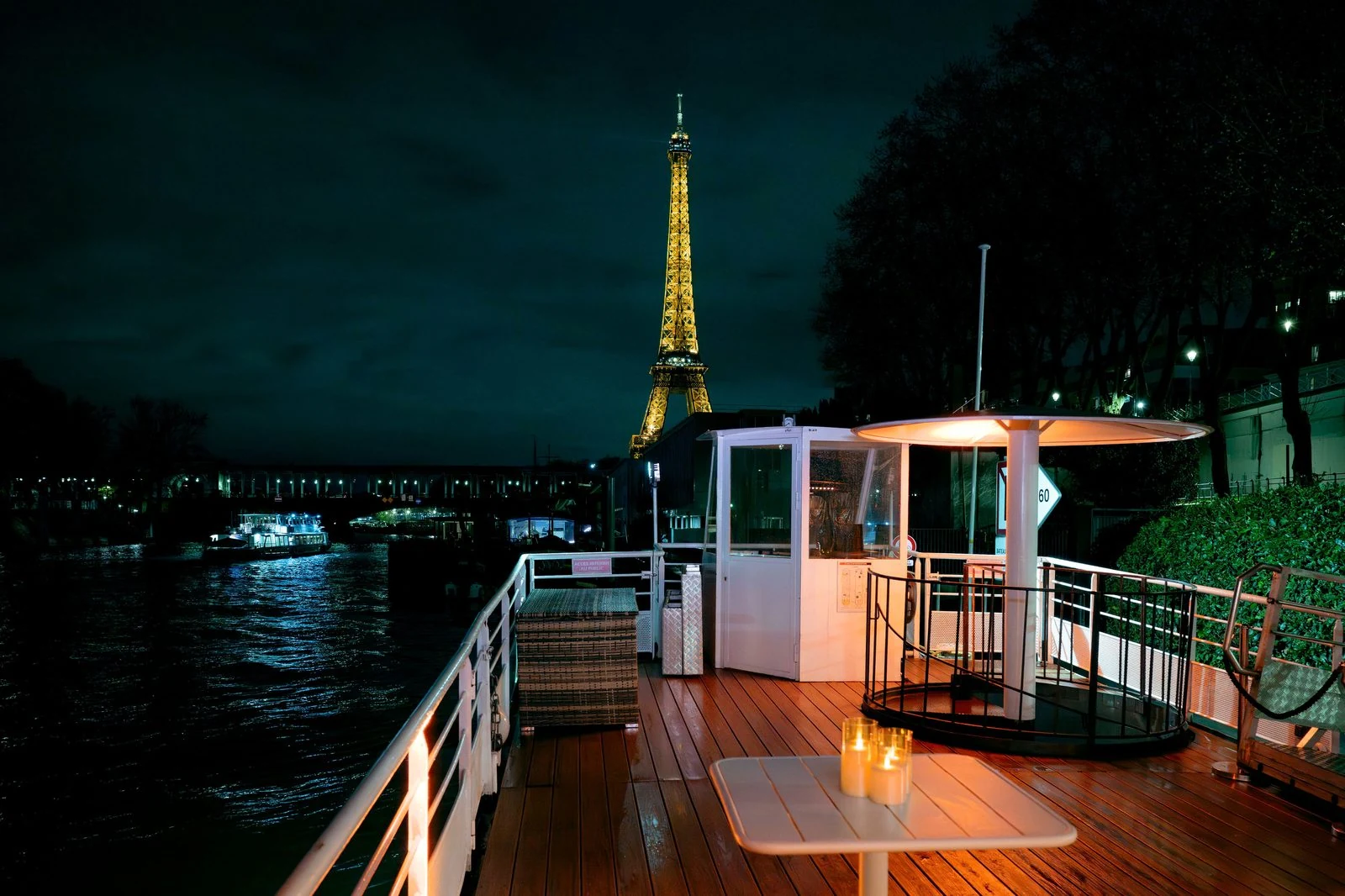 Anniversaire Sandrine Quétier · Bateau Paris 5
