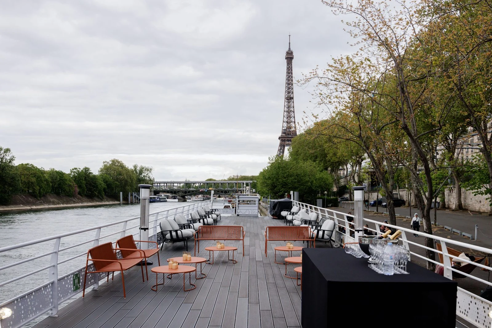 Scénographie et lumières · soirée BNP Paribas sur le Rivage
