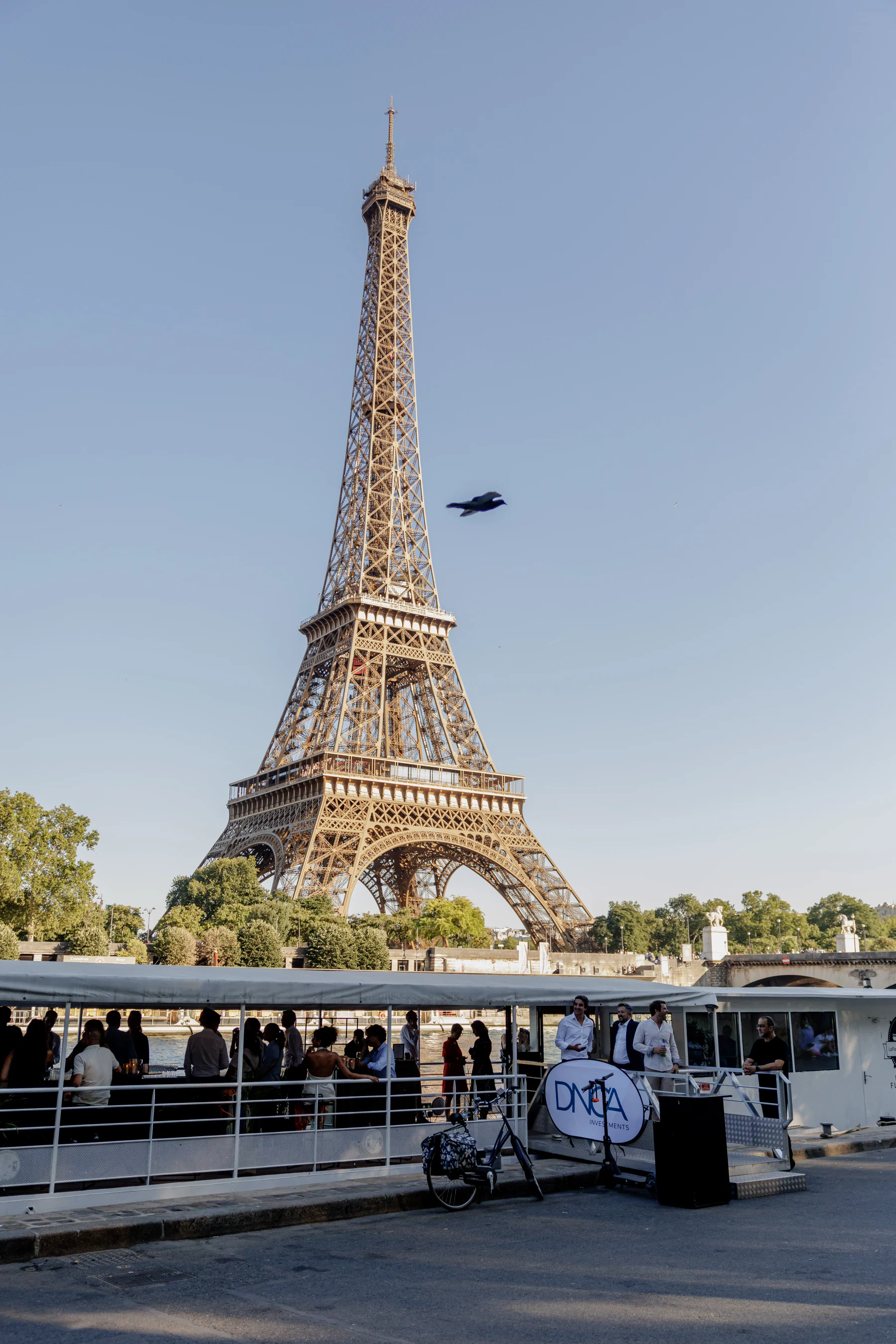 Cocktail dînatoire sur le Rivage · DNCA, 150 invités