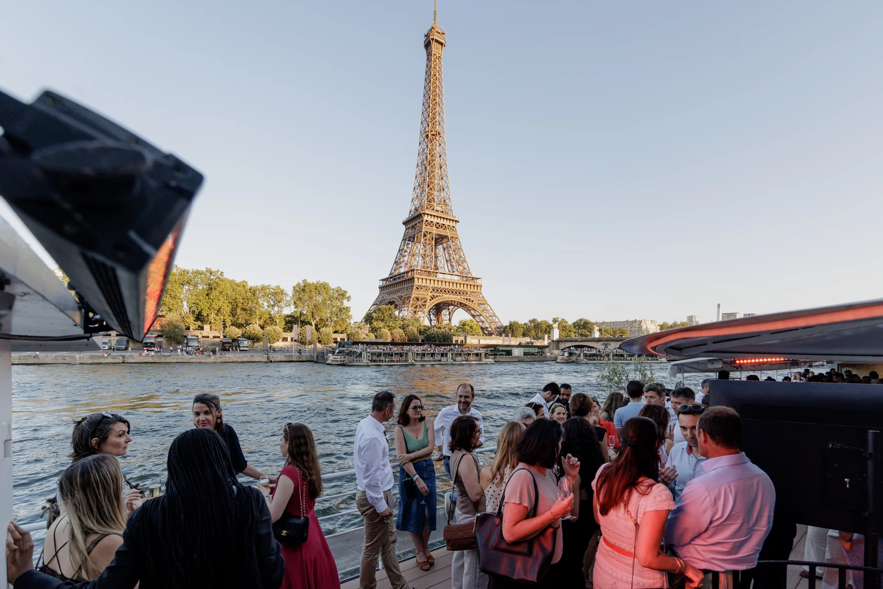 Privatisation du Rivage à Paris · soirée d'entreprise avec clients DNCA