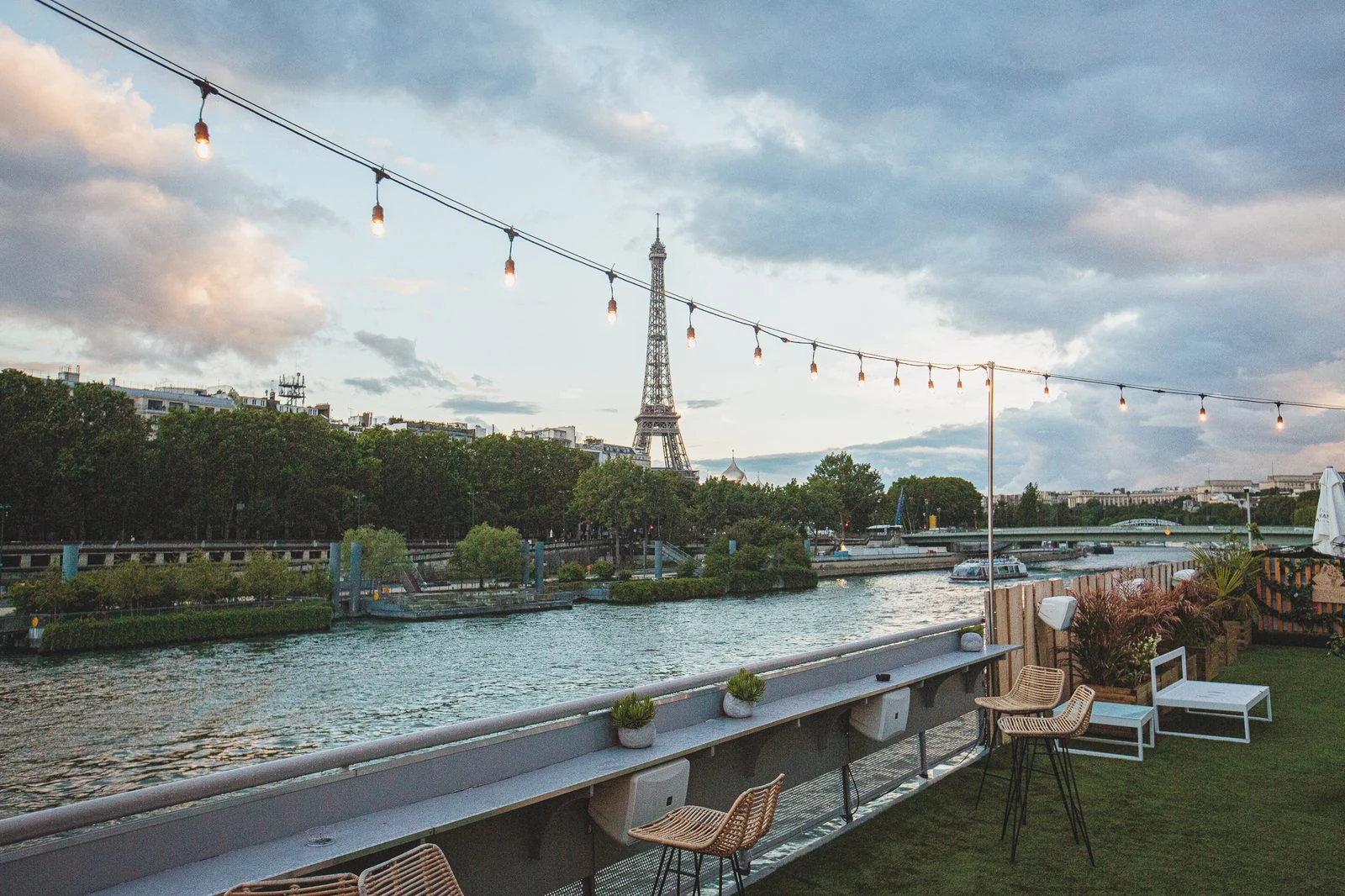 Soirée d'été Royal Monceau · Mademoiselle Mouche