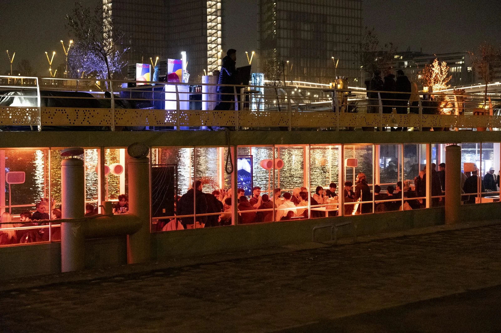 Invités du league of its own Red Bull sur le Rivage