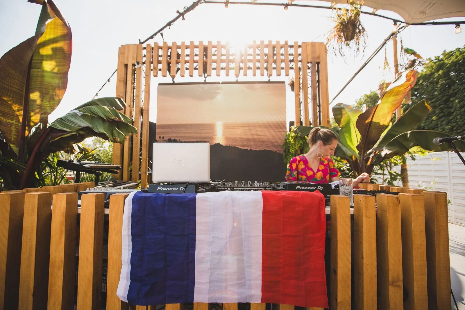Soirée interne Alex Bolton · Bain de Soleil