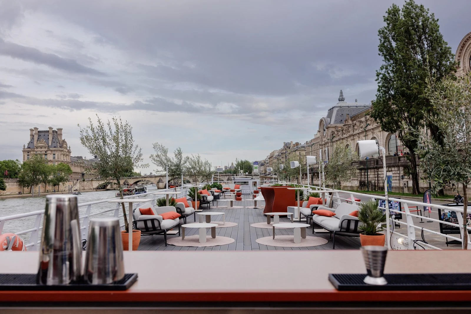 Privatisation du Rivage à Paris · soirée d'été des équipes Kujten