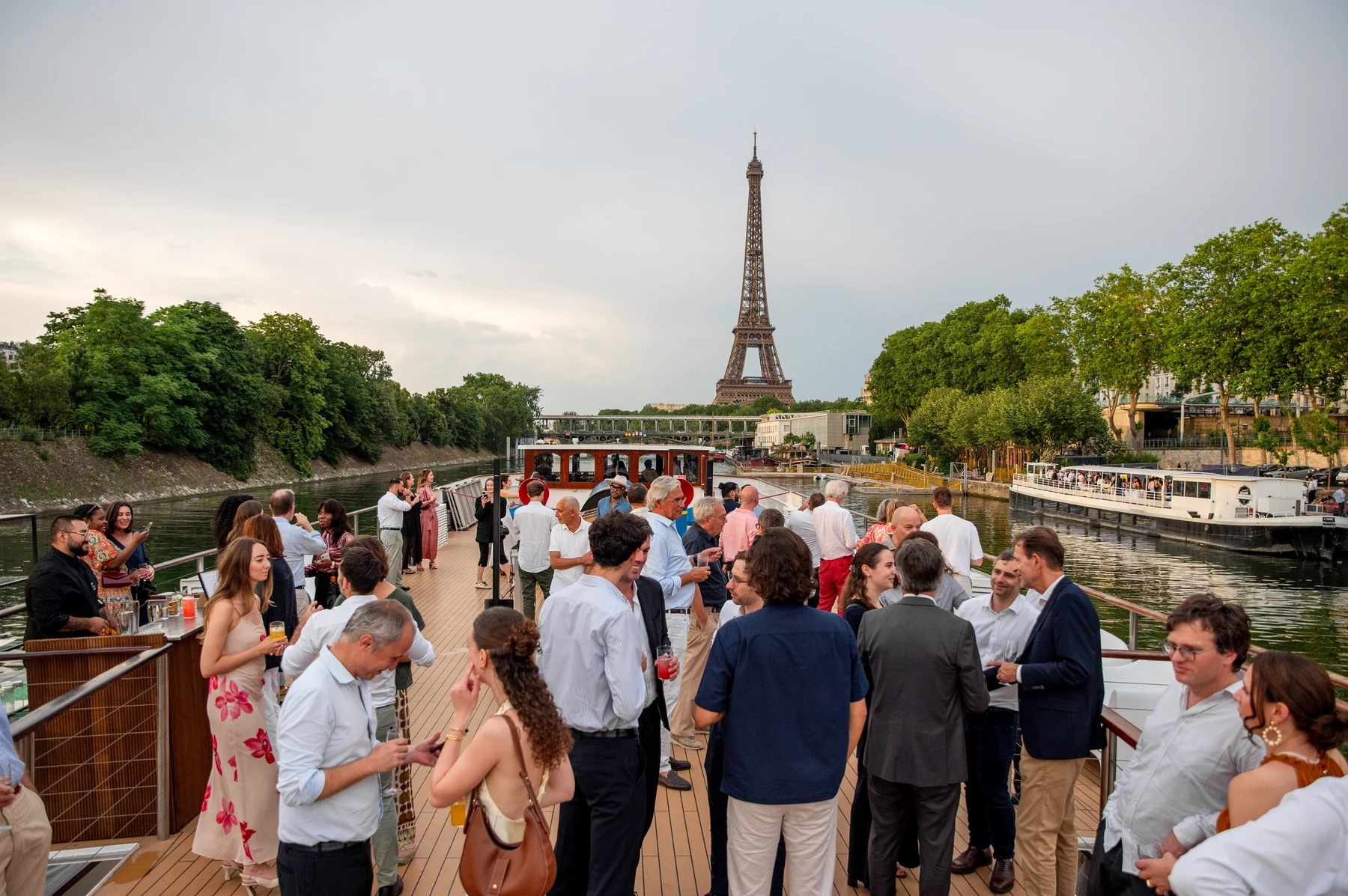Vue depuis le Bateau Grenelle pendant summer party interne CSE Cholet Dupont Oudart