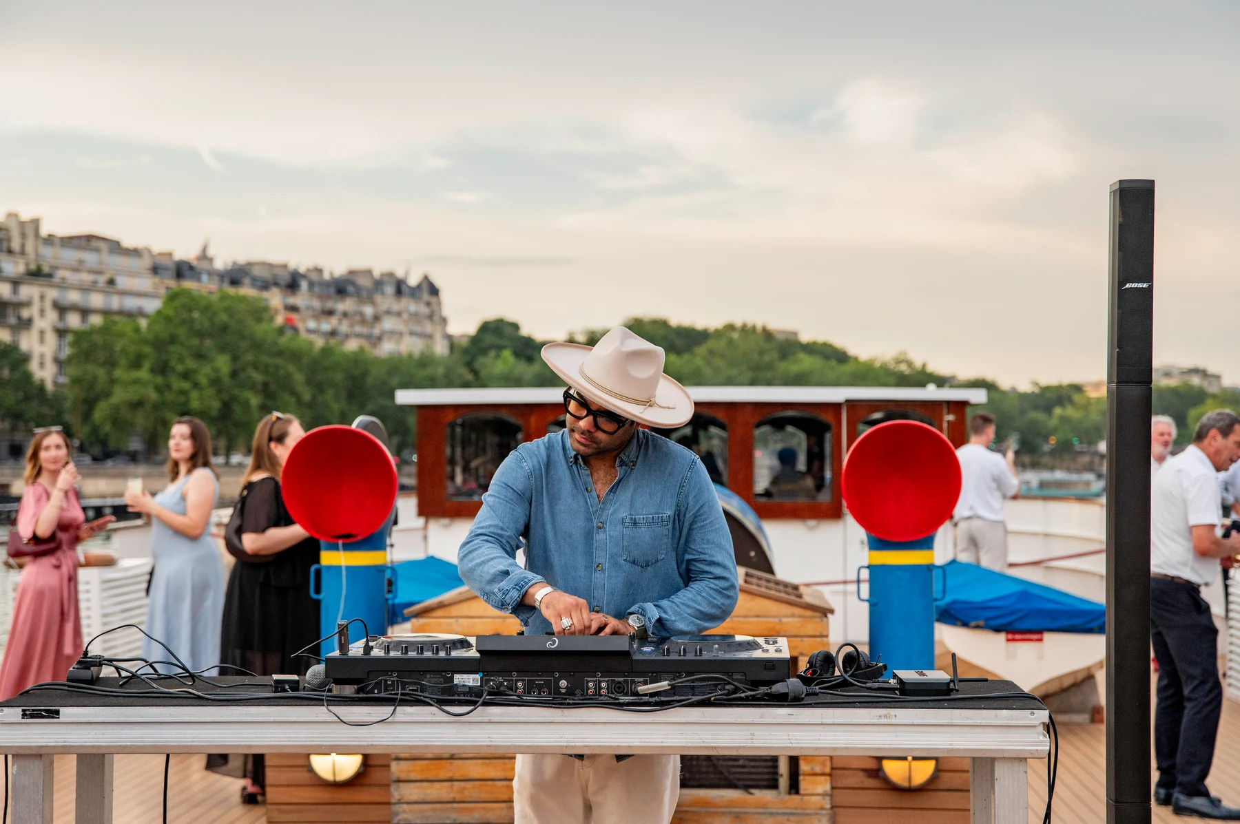 Bateau Grenelle privatisé · ambiance de la soirée CSE Cholet Dupont Oudart