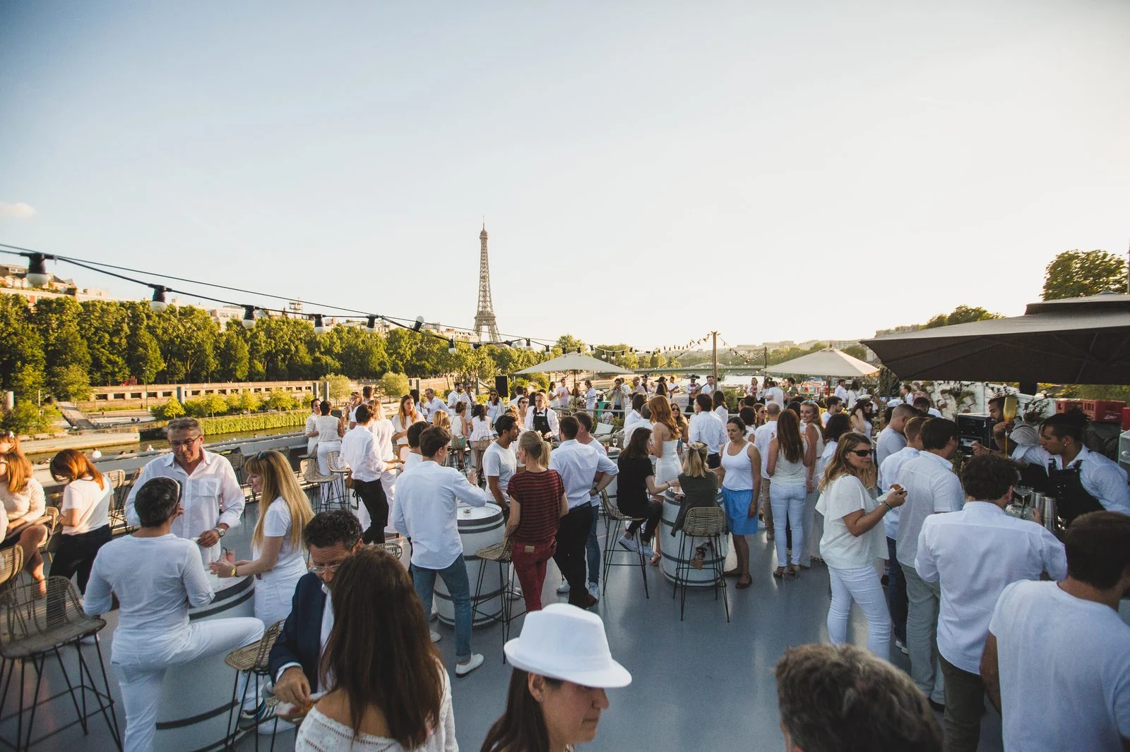Endemol Shine · Summer White Party · privatisation de bateau Paris